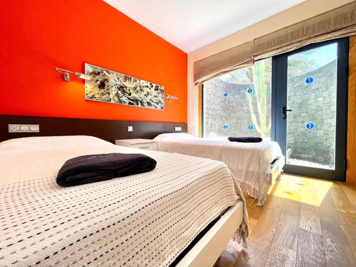 Mamma Mia Pool Heat Private & Jacuzzi Villa