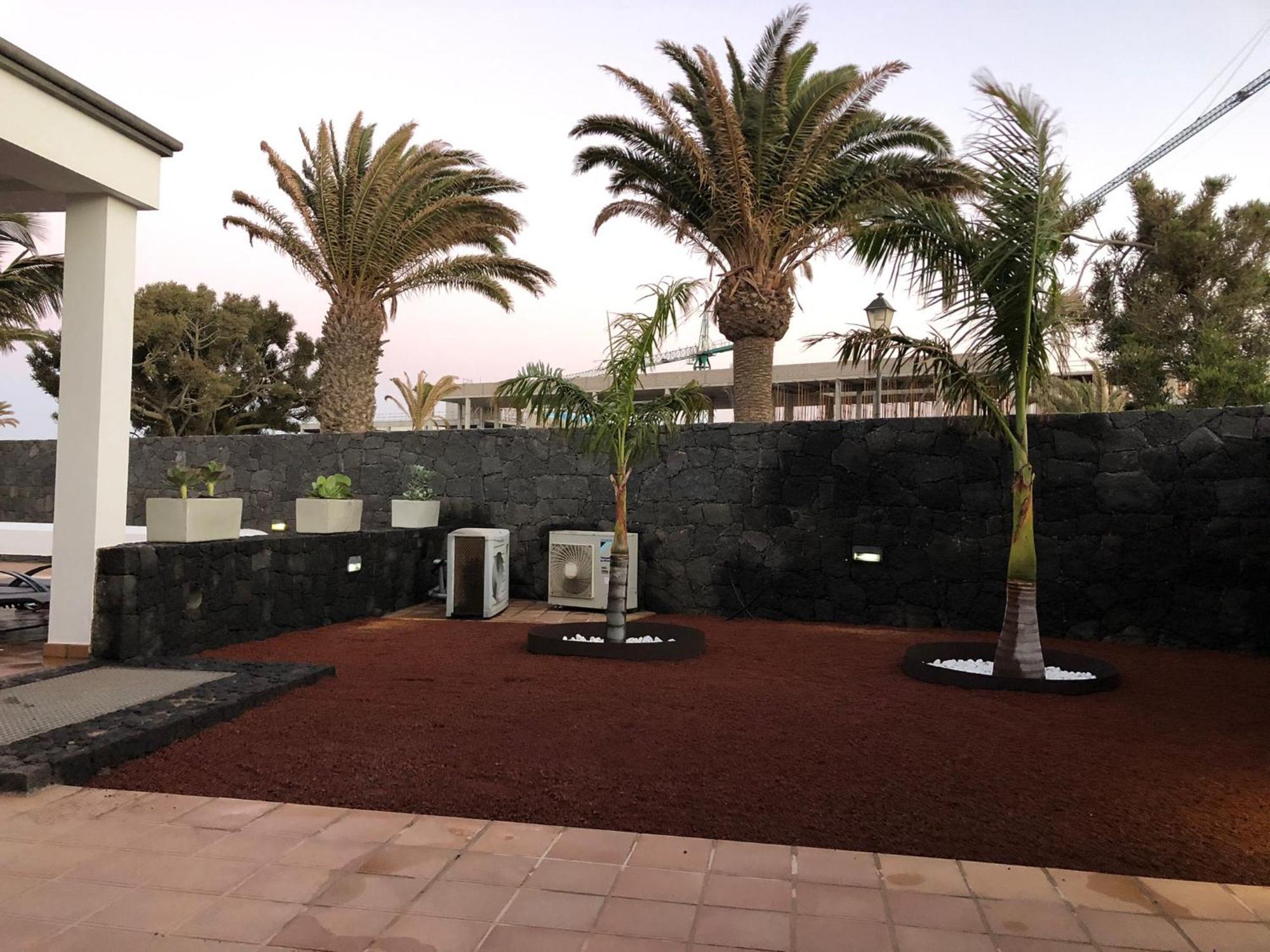 Mamma Mia Pool Heat Private & Jacuzzi Playa Blanca (Lanzarote)