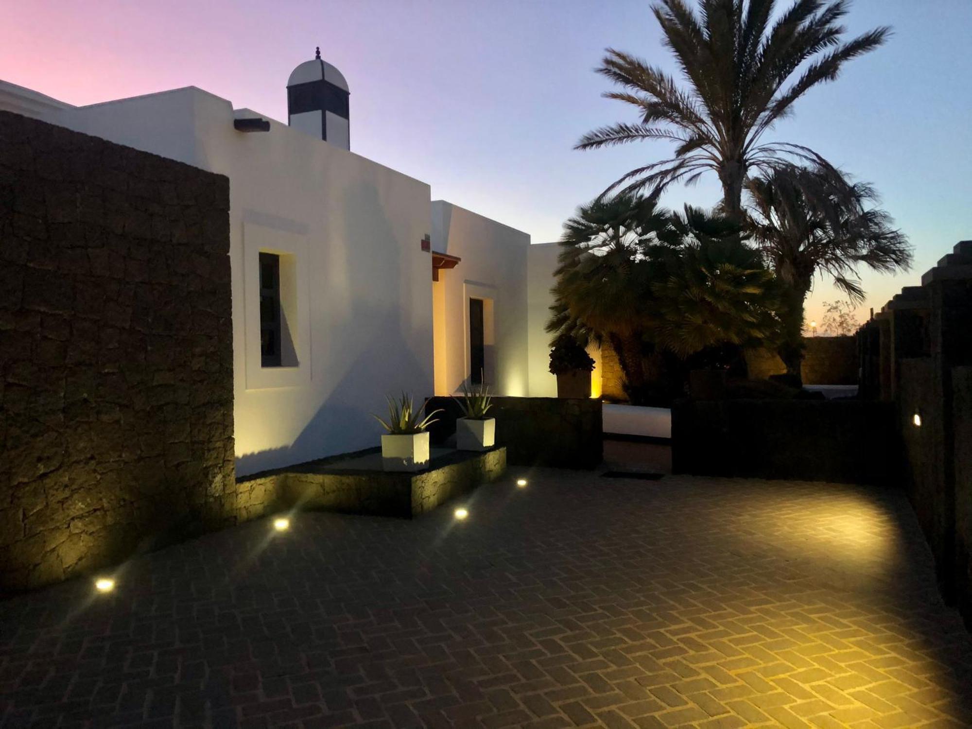 Mamma Mia Pool Heat Private & Jacuzzi Villa Playa Blanca (Lanzarote)